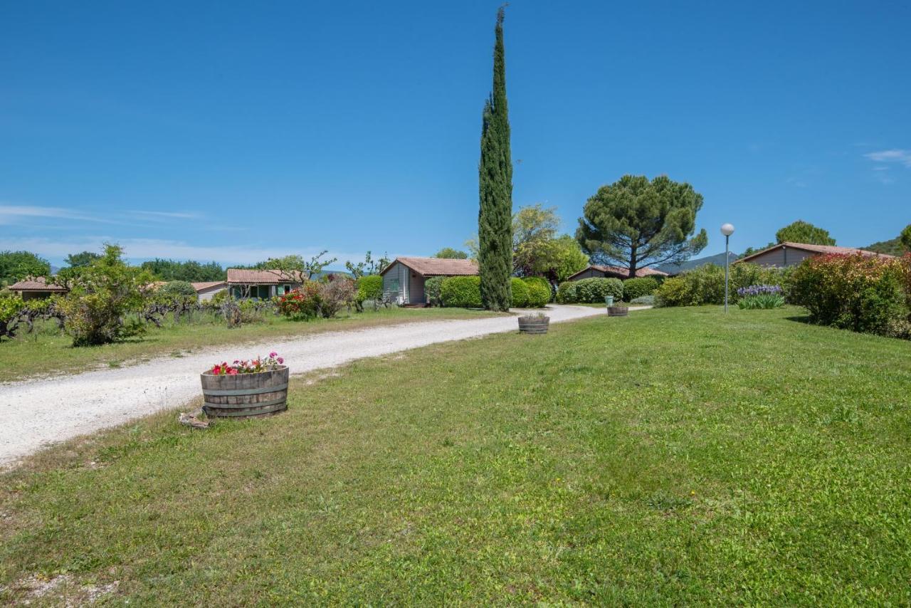 Domaine Des Bridoux Village De Gites Mirabel-aux-Baronnies Exterior foto