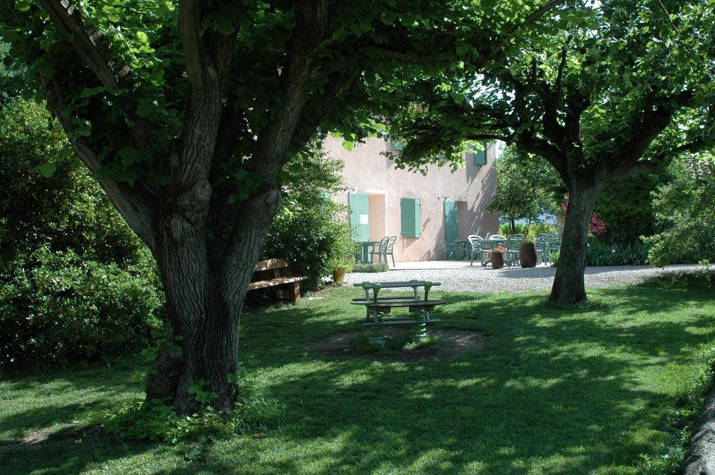 Domaine Des Bridoux Village De Gites Mirabel-aux-Baronnies Exterior foto
